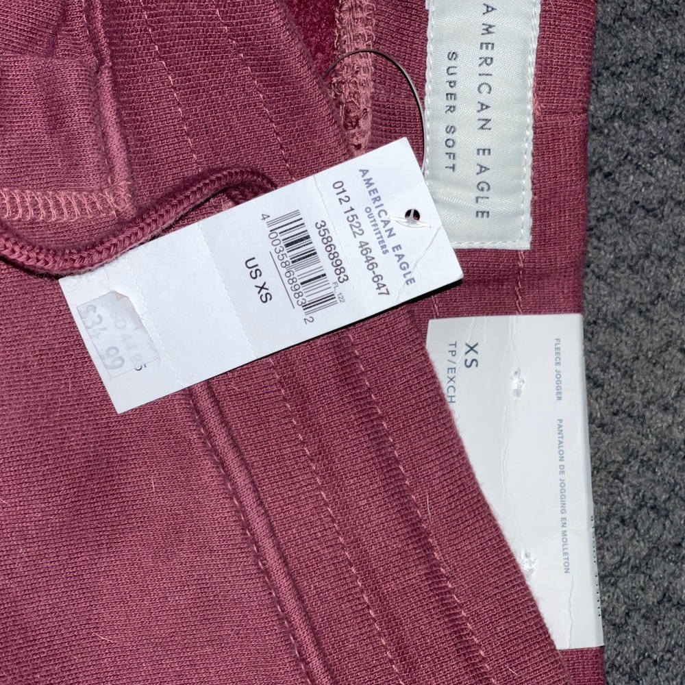 American eagle joggers